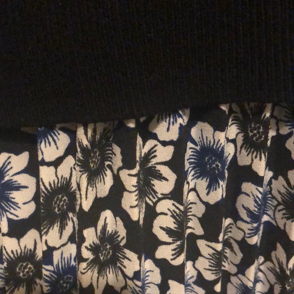 Kate Spade flower dress - Picture 3 of 4